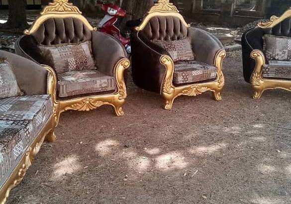 Royal chairs